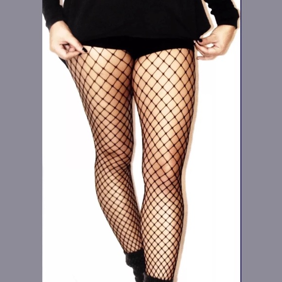 NWT FishNet Stockings - One Size Fits All - Picture 4 of 4
